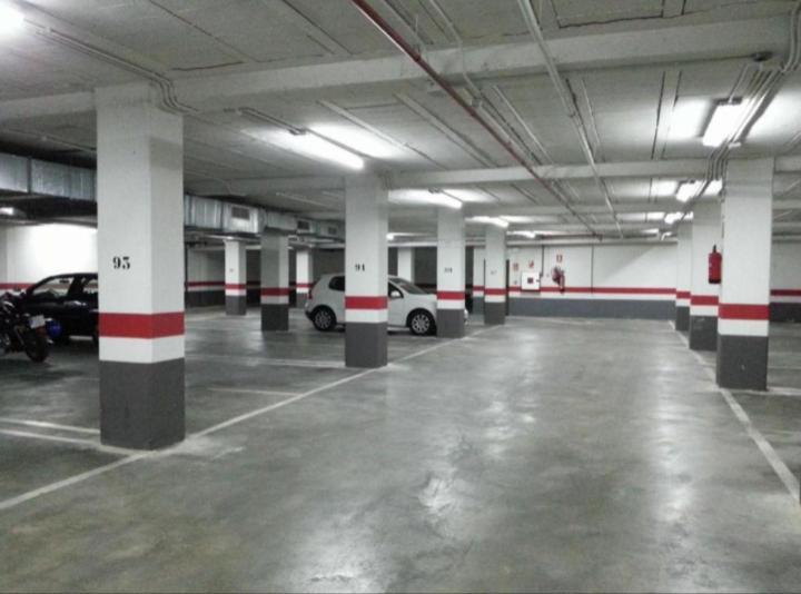 Jardines De La Muralla Free Parking Salamanka Zewnętrze zdjęcie